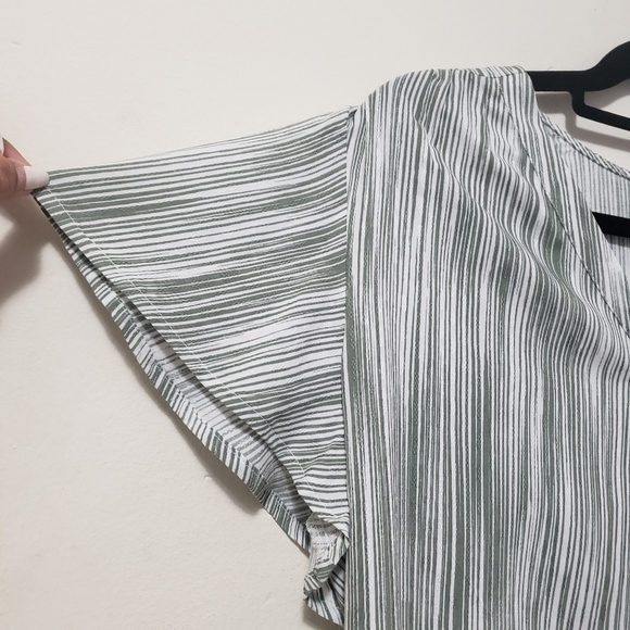 Caslon V-neck blouse - Picture 4 of 8